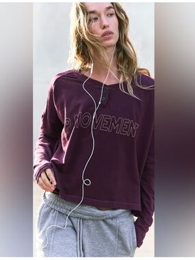 NWT FREE PEOPLE MOVEMENT NOW OR NEVER LAYER BLACK CHERRY